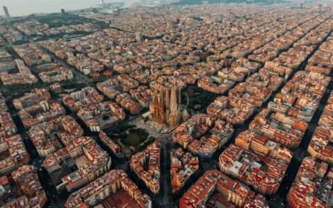 Barcelona Logan armstrong h Vhfqh D Yci U unsplash