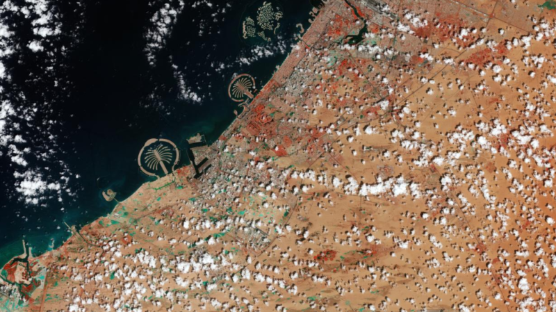 Dubai 17/4/24. Areas of flooding in turquoise. Source: Copernicus Sentinel-2 (CC BY-SA 3.0 IGO)