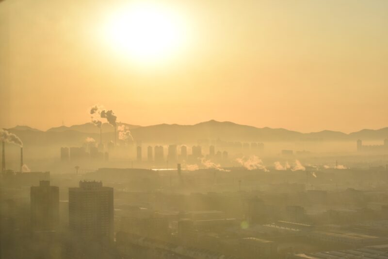 Smog in Yantai, China. Image by Götz Friedrich from Pixabay
